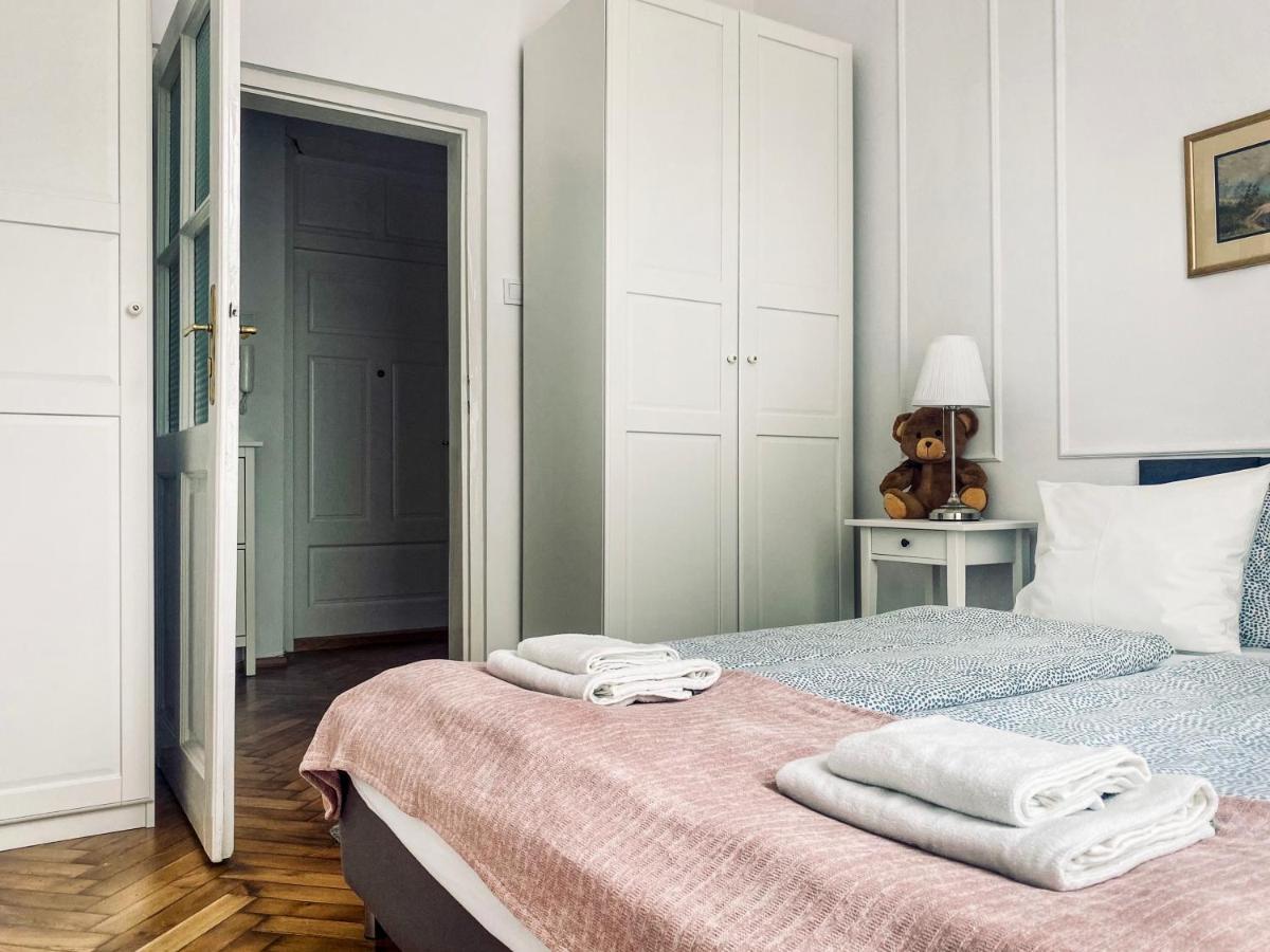 Beautiful Apartment With Two Rooms, Cracow Old Town Cracovie Extérieur photo