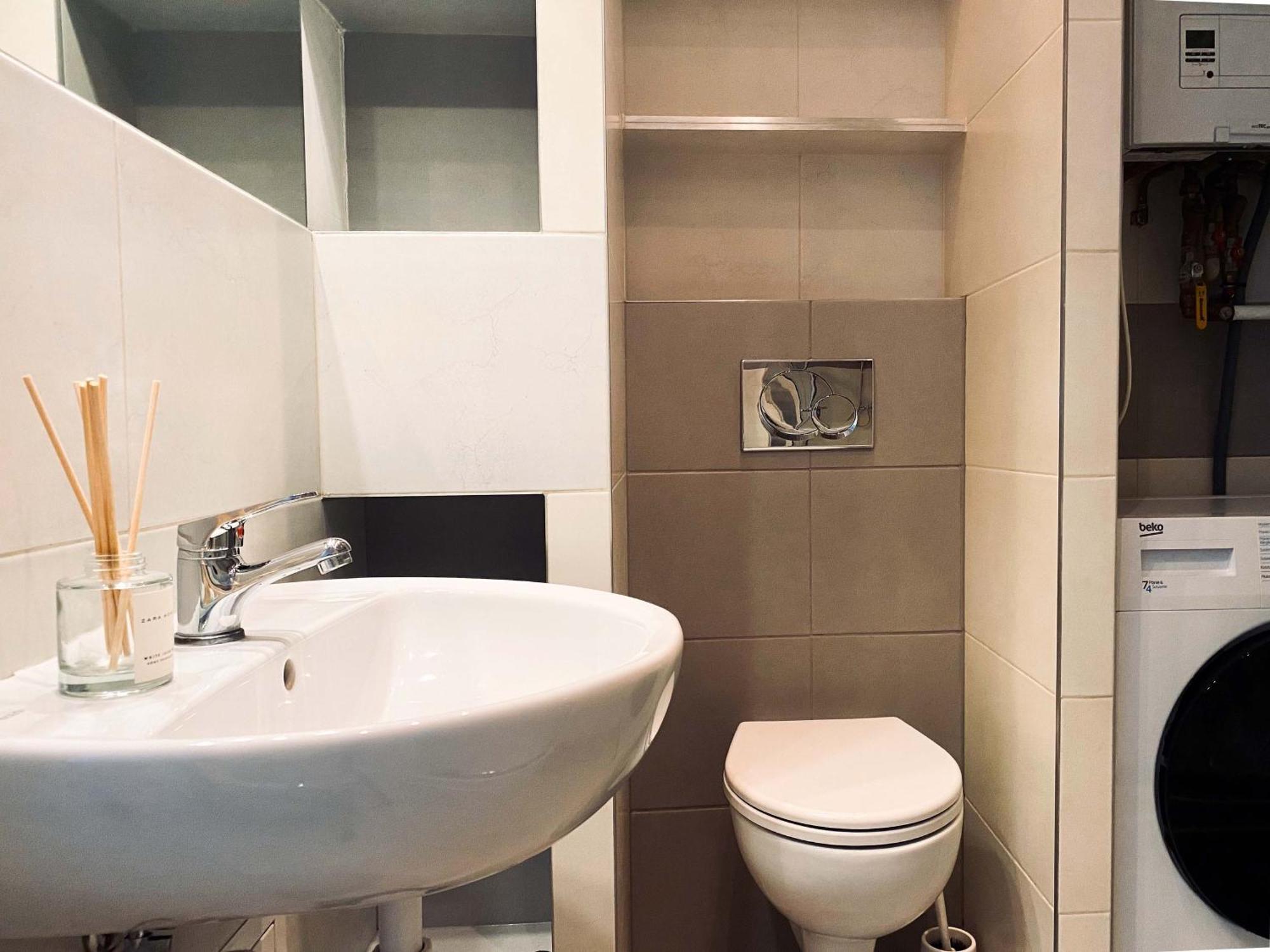 Beautiful Apartment With Two Rooms, Cracow Old Town Cracovie Extérieur photo